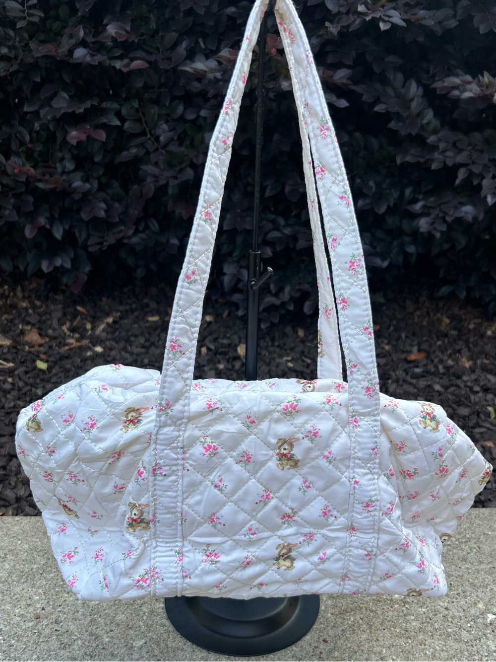 LadeBlaam Quilted Coquette Bunny Carry Bag – Vintage Floral & Rabbit Print - Picture 2 of 10